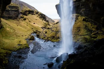 Kvernufoss : La cascade cachée